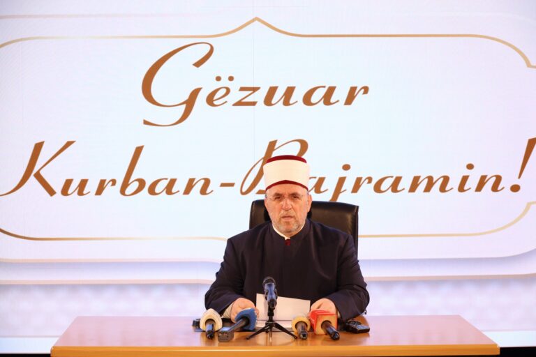 “Kurban Bajrami” nuk është festë shqiptare, është festë panislamiste, neoosmane – sulltaniste, andaj braktise se është simbol i pushtimit