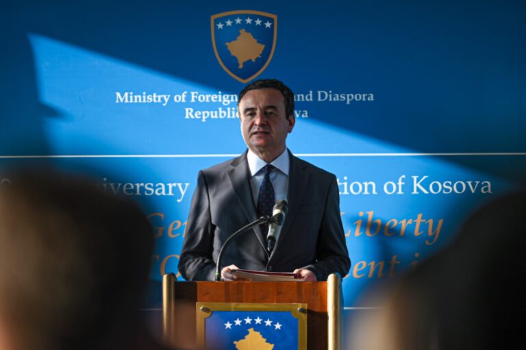 Kryeministri Kurti mori pjesë në pritjen e organizuar në prag të Ditës së Çlirimit të Kosovës
