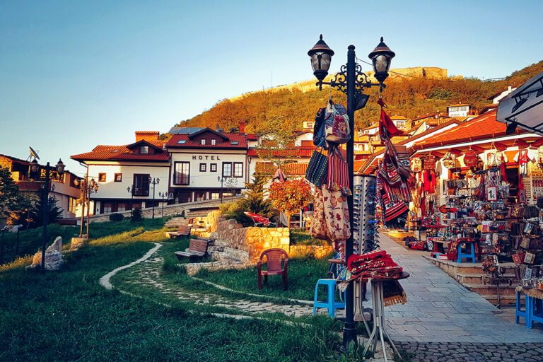 Mjaft e keni turqizue Prizrenin, ju lutem mos e turqizoni edhe Prishtinën!