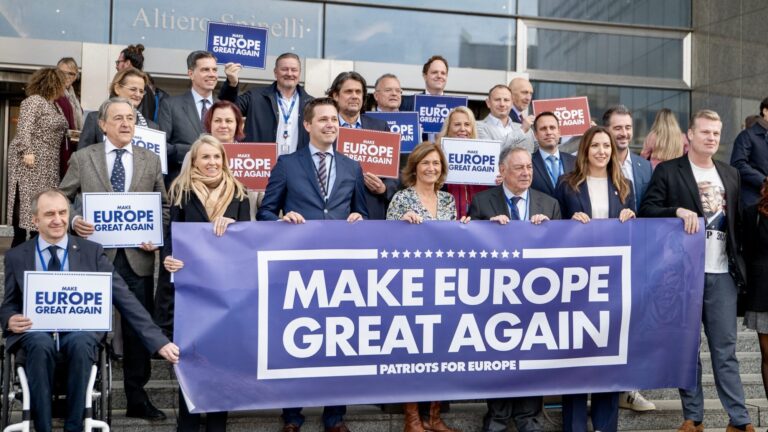 Historia e sloganit politik: “Bëjeni Amerikën Përsëri të Madhe” (MAGA) dhe “Bëjeni Evropën Përsëri të Madhe” (MEGA) dhe problematikat emergjente europiane sot