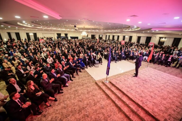 Promovimi i Faton Pecit, kandidatit për kryetar të komunës së Mitrovicës
