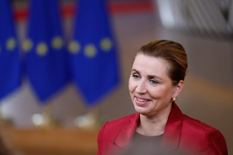 Danimarka kërkon që Norvegjia të garantojë kredi gjigante për Ukrainën