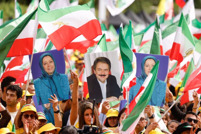 Strategjia për Përballimin e Fondamentalizmit Islamik në Iran