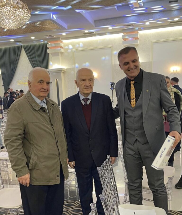 KF Llapi i Podujevës – histori shekulli e përmbledhur në monografi 