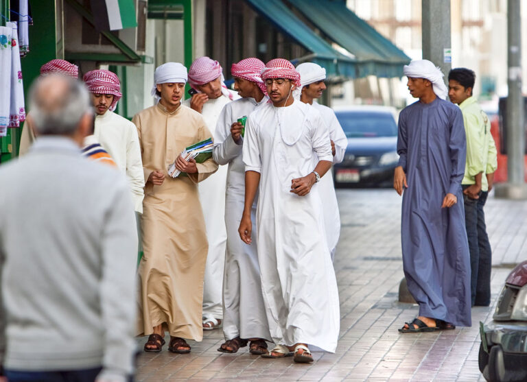 Frikësohen nga radikalizimi islamik: Emiratet kanë hequr të gjitha universitetet britanike nga lista e bursave