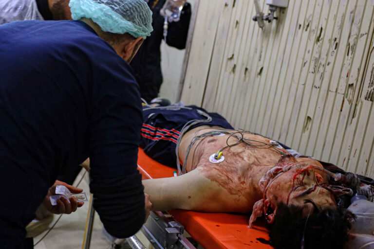 Eskalim dramatike në Aleppo – Forcat qeveritare siriane bombardoojnë lagjet