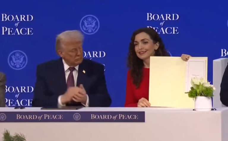 Bordi Paqes, pse mos ta zëvendësoj OKB-ën