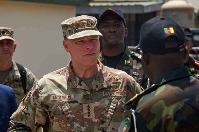 SHBA-të dërgojnë trupa në Nigeri për të ndaluar gjenocidin mysliman ndaj të krishterëve