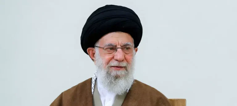 Rënia e një regjimi të errët, fitorja e lirisë kundër diktaturës teokratike në Iran, vrasja e Ali Khameneit si shembull
