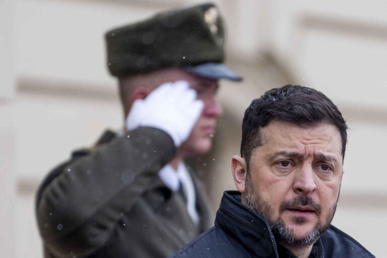 Transport i fshehtë me pothuajse 1 miliard në ar dhe para për Zelenskyj u ndalua në Hungari