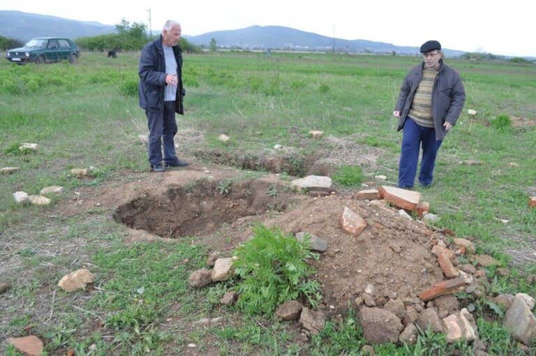 Njerëz të papërgjegjshëm , të pa autorizuar dhe ilegal, thekson Profesor Xhemaledin Salihu, masakrojnë Nekropolen e vjetër në Bukuroc të Preshevës