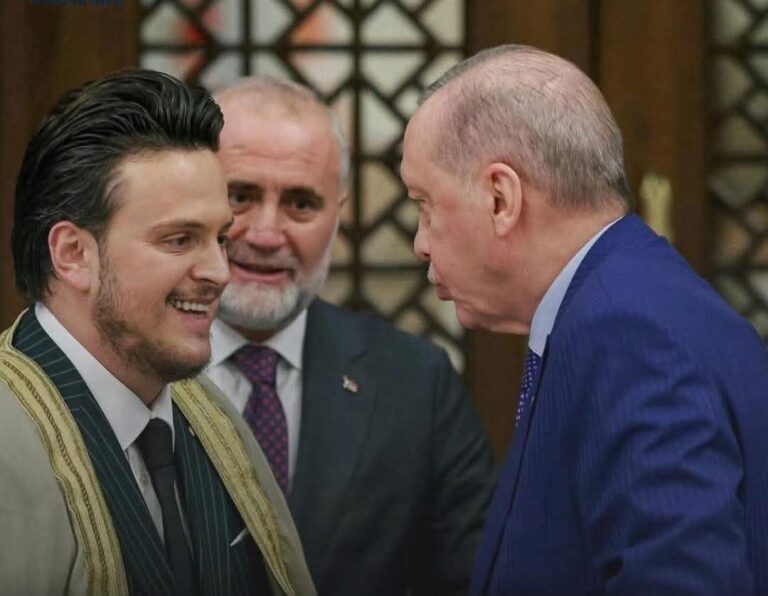 Alarmi që Shqiptarët nuk duan ta shohin dhe problemi kur feja financohet, promovohet dhe përdoret nga të huajt për ndikim në identitetin shqiptar