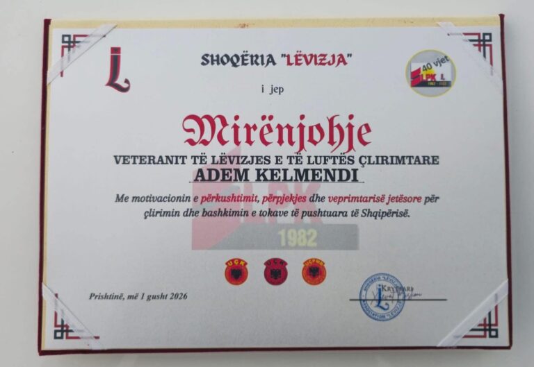 Mirënjohje e Shoqërisë “Lëvizja”, që udhëhiqet nga Xhevat Gjini, për Adem Kelmendin në Llabjan të Pejës për një jetë në shërbim të Atdheut