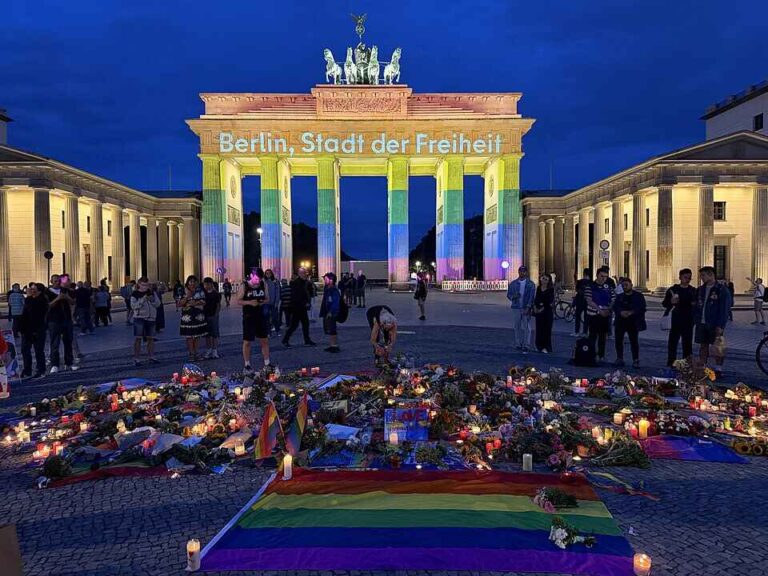 Terror në Berlin: Mos u zemëro! Mbylle gojën! Dhe për hir të gjithçkaje, mos u bë islamofob!