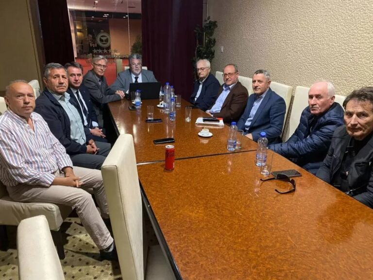 Alarm kombëtar: Trekëndëshi Athinë–Beograd–islamizëm politik sulmon Federatën e Arbërisë dhe elitën intelektuale shqiptare