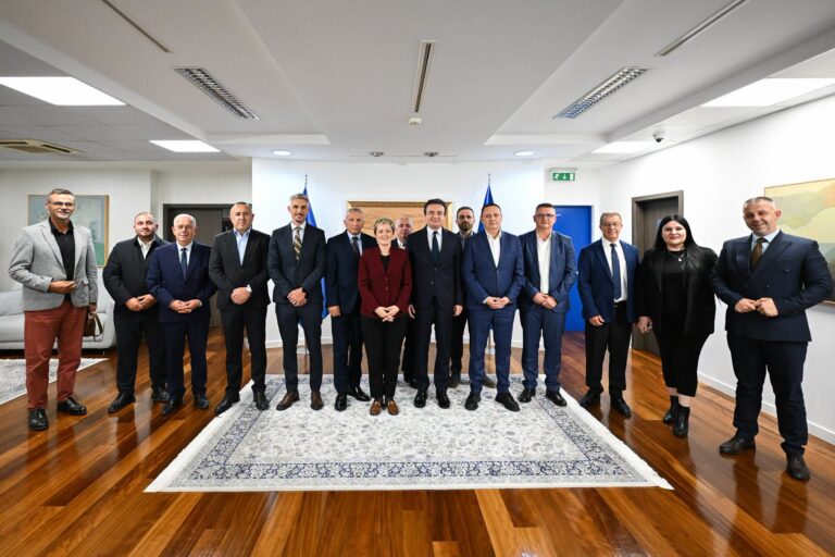 Republika e Kosovës, theksoi Albin Kurti, do të vazhdojë t’u qëndrojë pranë shqiptarëve të Preshevës, Bujanocit dhe Medvegjës, për të drejtat, identitetin dhe mirëqenien e tyre